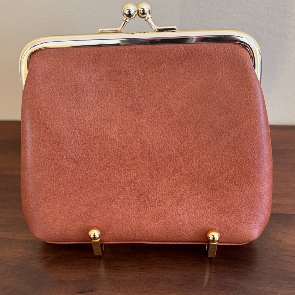 Dooney & Bourke EUC Florentine Kiss lock Wallet/Purse - Picture 5 of 9